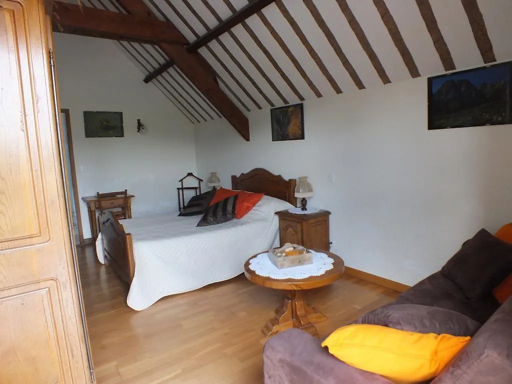 Anousta Bed & Breakfast Loubajac