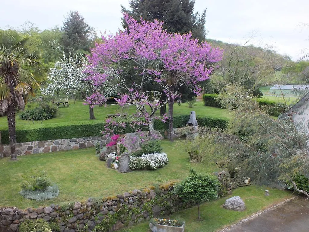 Anousta Bed & Breakfast Loubajac 0*,